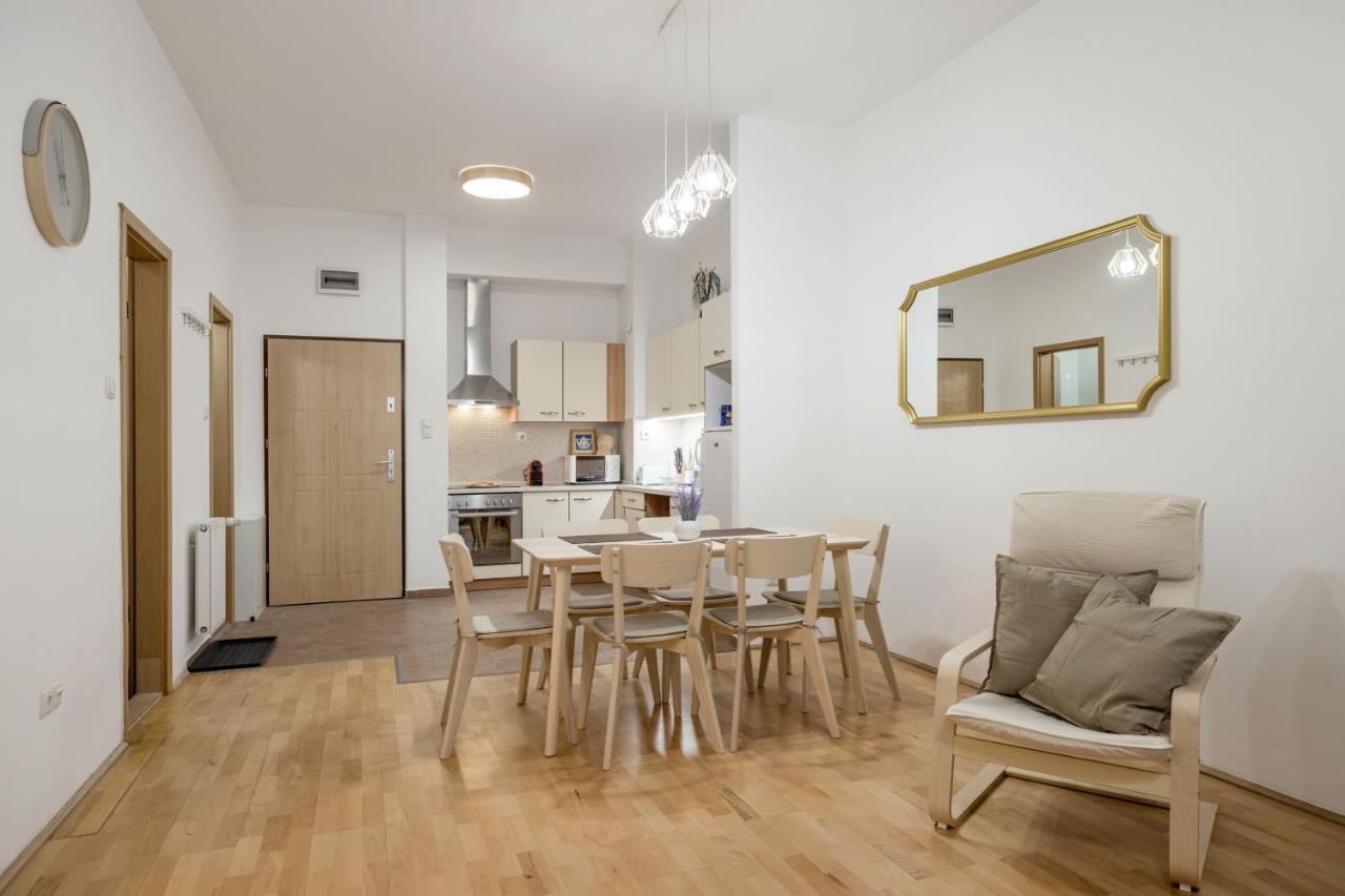 Appartement Downtown Charm In